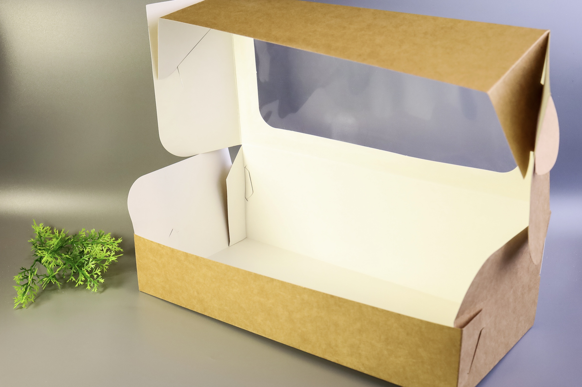 Коробка для рулета с окном, крафт 