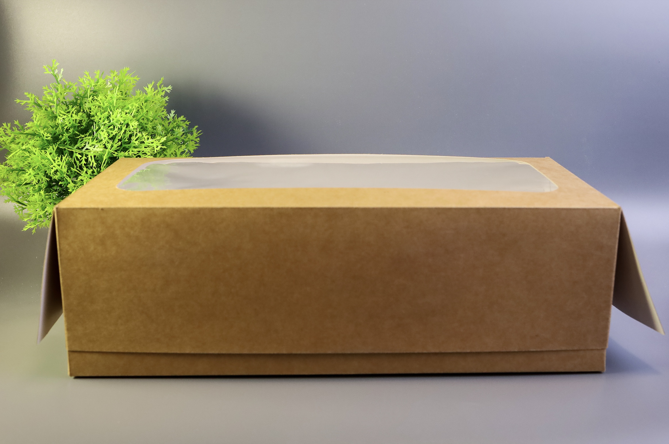 Коробка для рулета с окном, крафт 